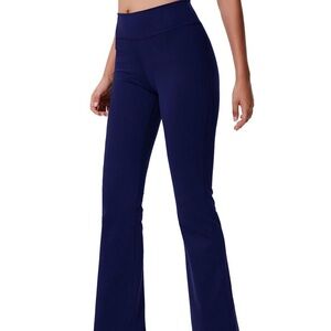 Women's Navy Flared Yoga Pants